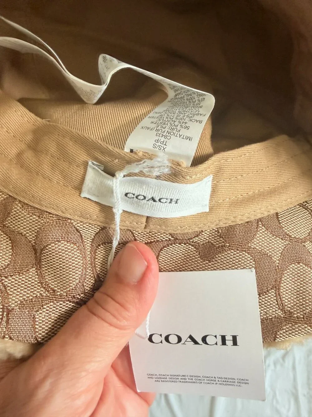 Coach Teddy Sherpa Bucket Hat Camel One Size NWT Faux Shearling Cozy